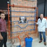 Estudiantes del Programa de Ingeniería Ambiental y Sanitaría realizan donativo para el laboratorio de Mecánica de Fluidos e Hidráulica.