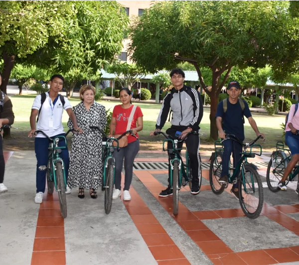 UPC entregó bicicletas a estudiantes que no tienen como transportarse