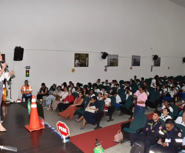 La Universidad Popular del Cesar realiza el primer seminario de Seguridad Vial «Respeta la Vida, Respeta las Señales.